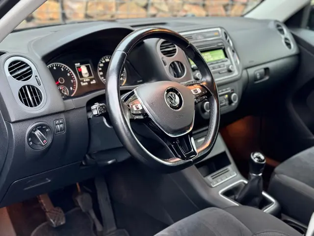 Volkswagen Tiguan 1.4 TSI Sport&Style 2015 Benzine 11
