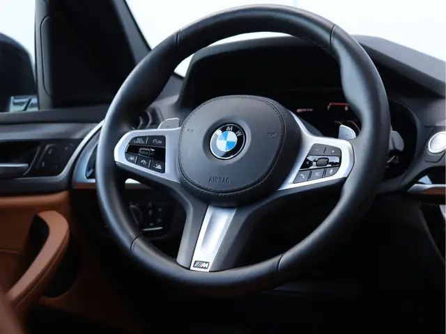 BMW X3 xDrive30e M-Sport 2021 Hybride Benzine 23