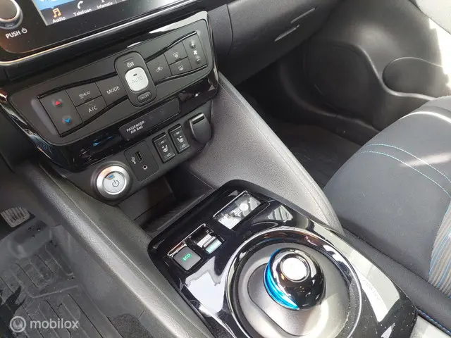 Nissan Leaf 2.ZERO EDITION 40 kWh 2018 Elektrisch 16