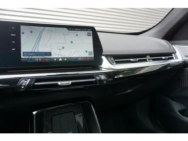 BMW X1 xDrive25e 2025 Hybride Benzine 11