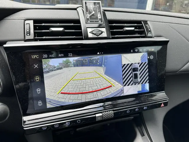 DS DS 7 E-Tense 225 Opéra 2023 Hybride Benzine 12