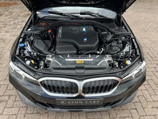 BMW 3 Serie Touring 320e 2023 Hybride Benzine 43