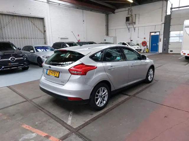 Ford Focus 1.0 Trend 2016 Benzine 12