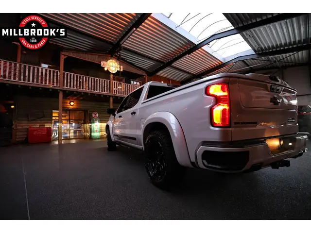 Chevrolet Silverado High Country 2024 LPG/Gas 16