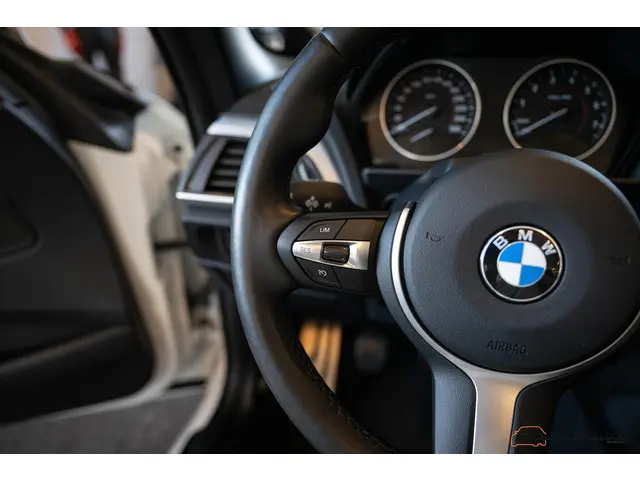 BMW 2 Serie Cabrio M235i Executive 2015 Benzine 30