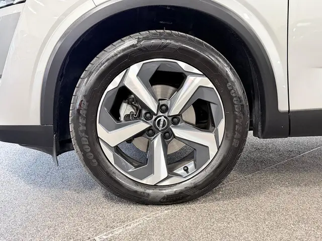 Nissan QASHQAI 1.3 MHEV Xtronic 2024 Benzine 9