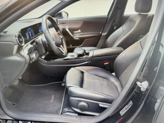 Mercedes-Benz A-Klasse 180 d Launch Edition 2019 Diesel 8