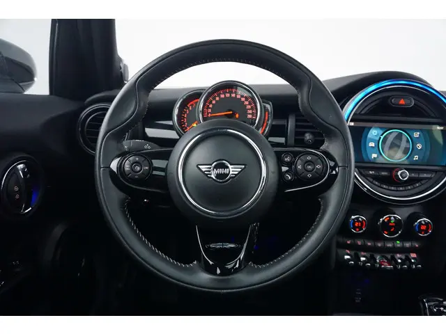 MINI 5-Deurs Cooper S Chili 2020 Benzine 10
