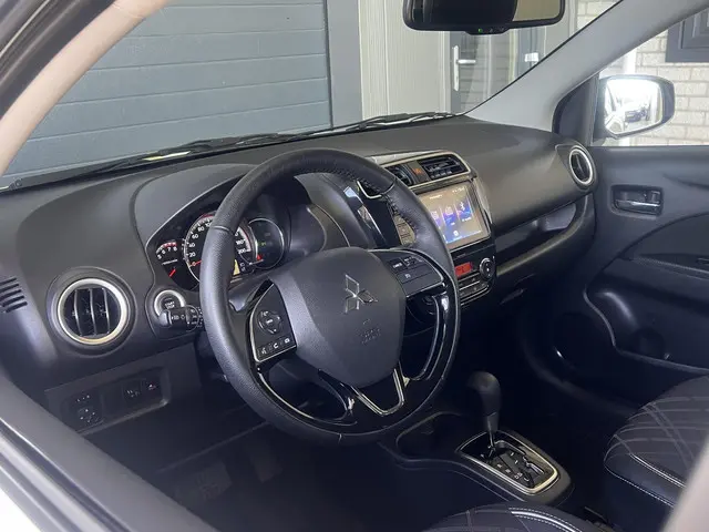 Mitsubishi Space Star 1.2 Instyle 2023 Benzine 7