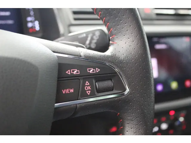 SEAT Arona 1.0 TSI FR Business Intense 2021 Benzine 25