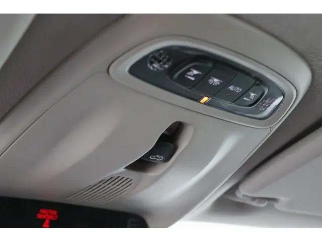 Volvo V40 Cross Country 1.6 T4 Summum 2014 Benzine 49