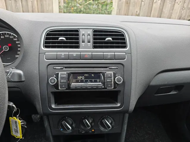 Volkswagen Polo 1.2 TSI BlueMotion Edition 2014 Benzine 12