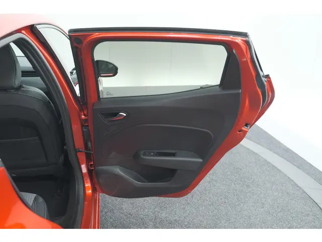 Renault Clio TCe 90 GPF Techno 2025 Benzine 22