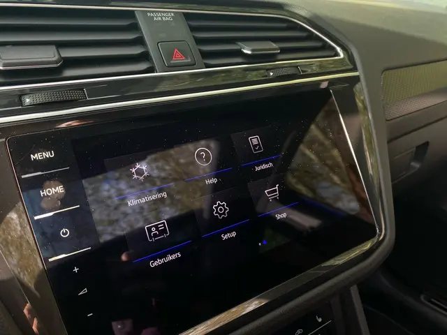 Volkswagen Tiguan R 2.0 TSI 4Motion 2021 Benzine 29