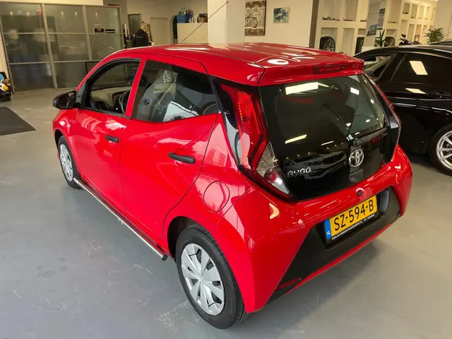 Toyota Aygo 1.0 VVT-i x-fun 2018 Benzine 5