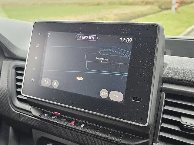 Renault Trafic 2.0 DCI 2023 Diesel 10