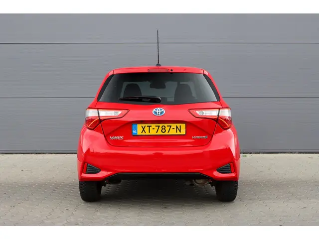 Toyota Yaris 1.5 Hybrid Dynamic 2019 Hybride Benzine 37