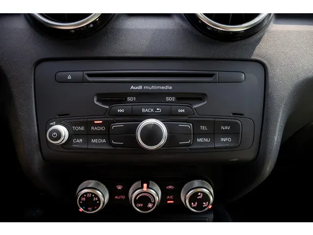 Audi A1 Sportback 1.2 TFSI Admired 2013 Benzine 21