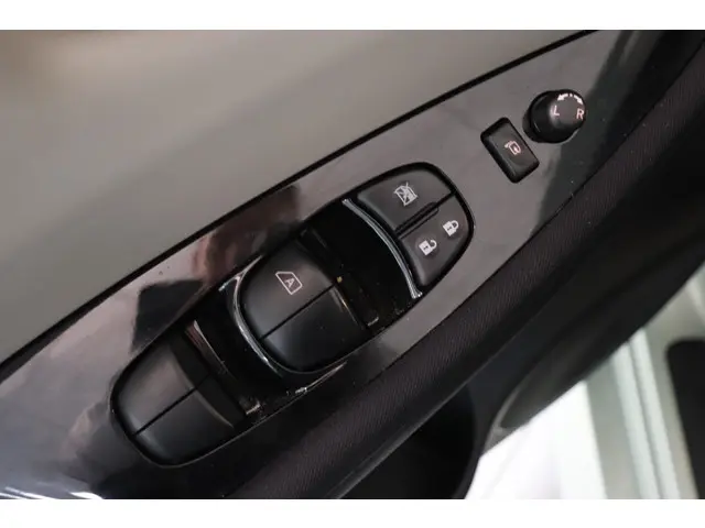 Nissan Leaf N-Connecta 40 kWh 2020 Elektrisch 20