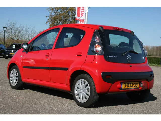 Citroën C1 1.0 Collection / airco / e. ramen / cv 2013 Benzine 4