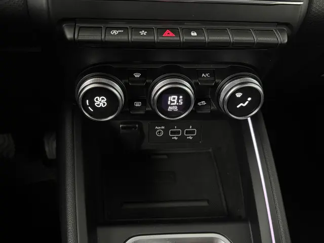 Renault Clio 1.0 TCe Intens 2019 Benzine 29
