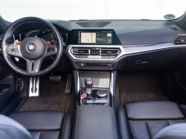BMW M4 Cabrio xDrive Competition 2022 Benzine 9