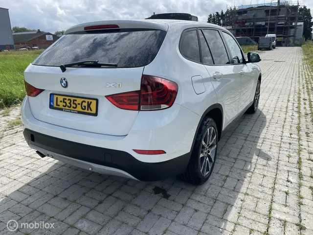 BMW X1 sDrive18i 2013 Benzine 4