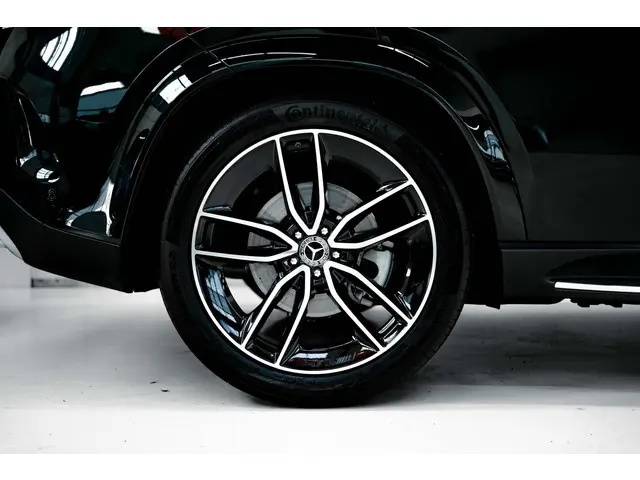 Mercedes-Benz GLE 450 2023 Benzine 11