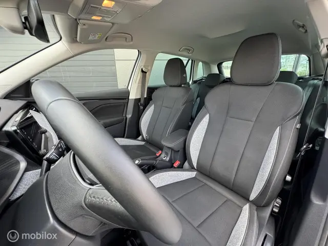 Škoda Kamiq 1.5 TSI ACT Sport Business 2024 Benzine 16