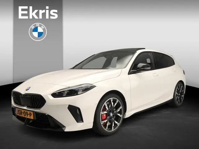 BMW 1 Serie 5-deurs 120 2026 Benzine
