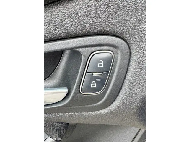 Ford Focus Wagon 1.0 Lease Edition 2017 Benzine 32
