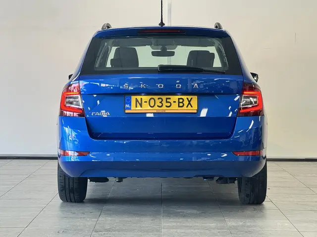 Škoda Fabia Combi 1.0 TSI Ambition 2021 Benzine 10