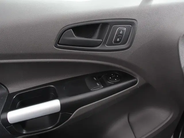 Ford Transit Connect 1.5 Automaat L2 Trend 2023 Diesel 12