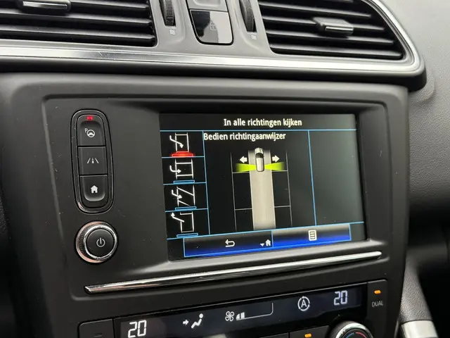 Renault Kadjar 1.2 TCe Bose 2016 Benzine 29