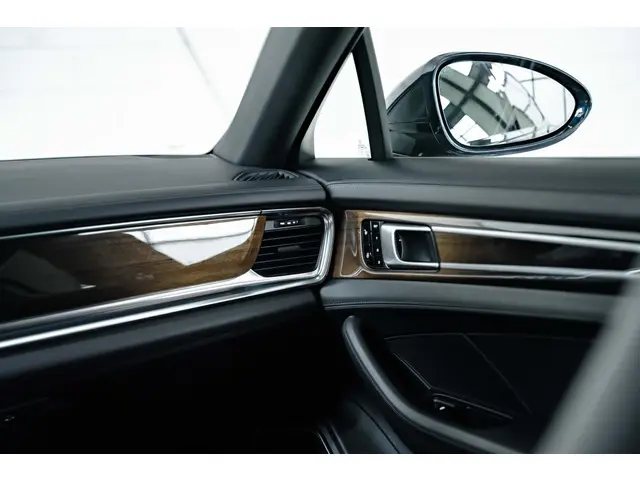 Porsche Panamera Sport Turismo 2.9 4S 2018 Benzine 38