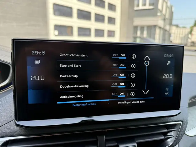 Peugeot 3008 1.2 PureTech GT 2023 Benzine 17
