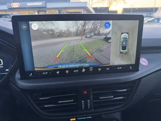 Ford Kuga 2.5 PHEV ST-Line X 2025 Hybride Benzine 19