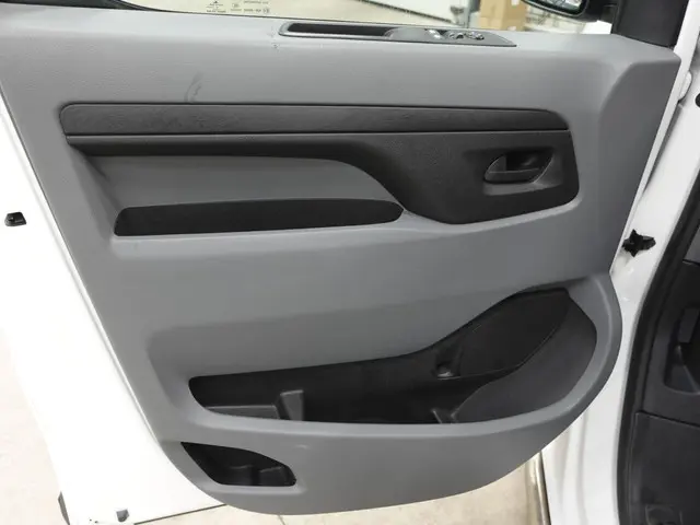 Citroën Jumpy 95pk L2 2019 Diesel 8