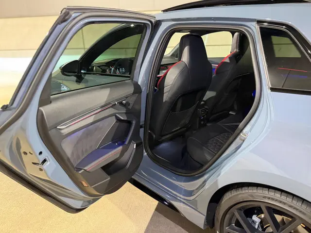 Audi RS3 A3 Sportback 2.5 TFSI QUATTRO 2023 Benzine 26