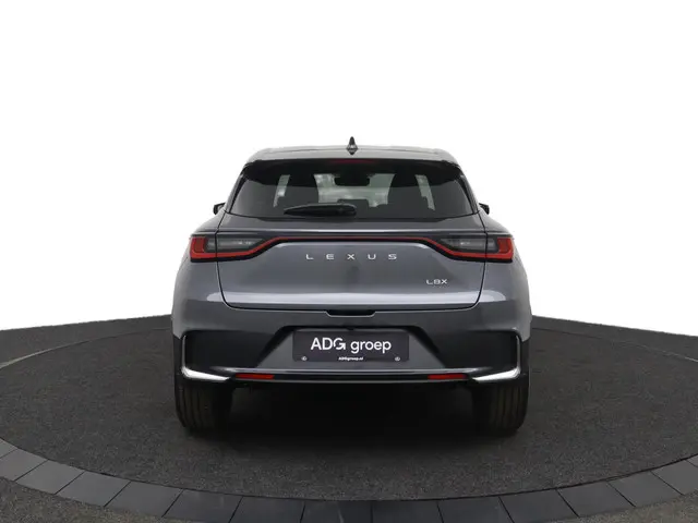 Lexus LBX Cool 2WD 2026 Hybride Benzine 43