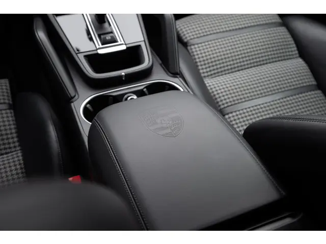 Porsche Cayenne Coupé 3.0 E-Hybrid 2020 Hybride Benzine 57