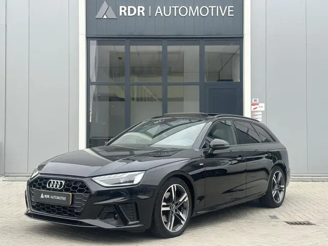 Audi A4 Avant 35 TFSI S Line / Panorama dak 2021 Benzine 3