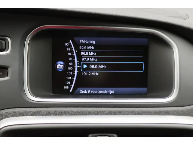 Volvo V40 Cross Country 1.6 T4 Summum 2014 Benzine 43