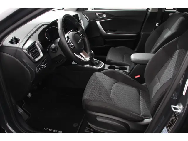 Kia Ceed 1.0 T-GDi Comfort 2023 Benzine 21