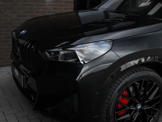 BMW X1 sDrive18i 2024 Benzine 28