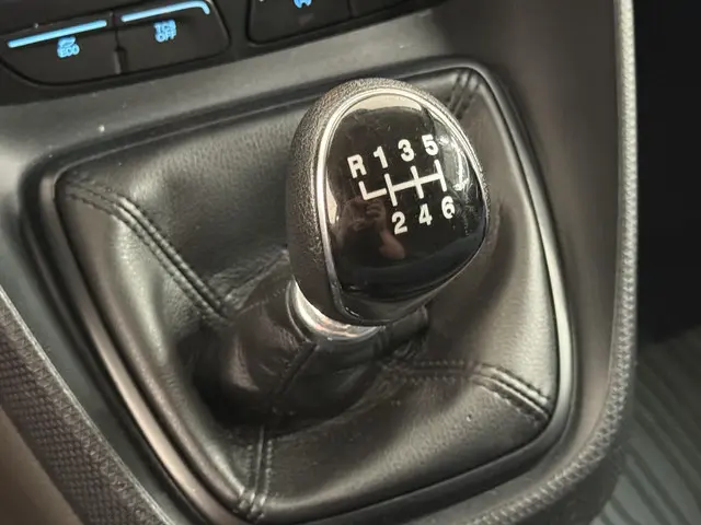 Ford Transit Connect 100 pk L2 Trend 2023 Diesel 34
