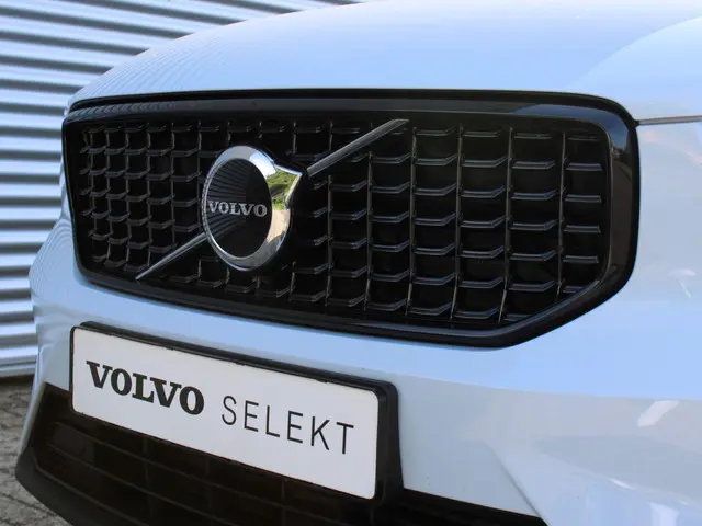 Volvo XC40 2.0 B4 Plus Dark 2025 Benzine 8
