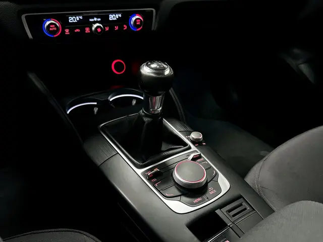 Audi A3 1.4 TFSI CoD 150 pk Ambition 2016 Benzine 14
