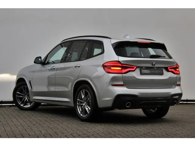 BMW X3 xDrive20i 2019 Benzine 8