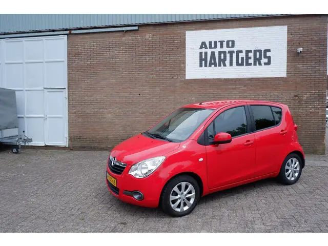 Opel Agila 1.2 Berlin 2014 Benzine 8